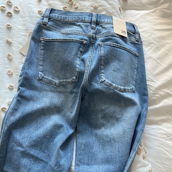 Alice + Olivia Timothee Wide Leg Jeans with Slit at Hem, Size 26 fits like 27 - Picture 5 of 5